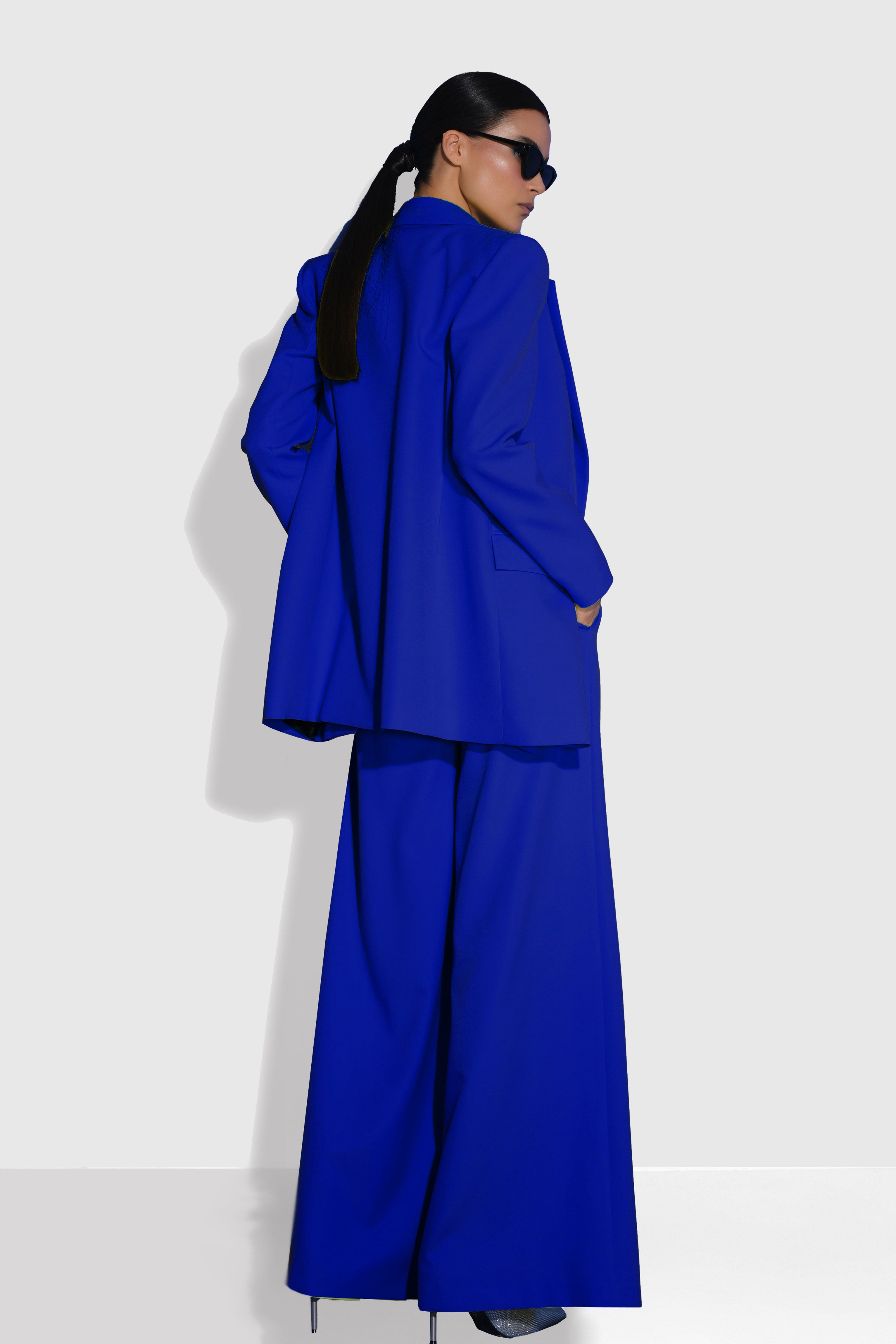 DELTA VEST & MIRA JACKET & CALVA TROUSERS SUIT