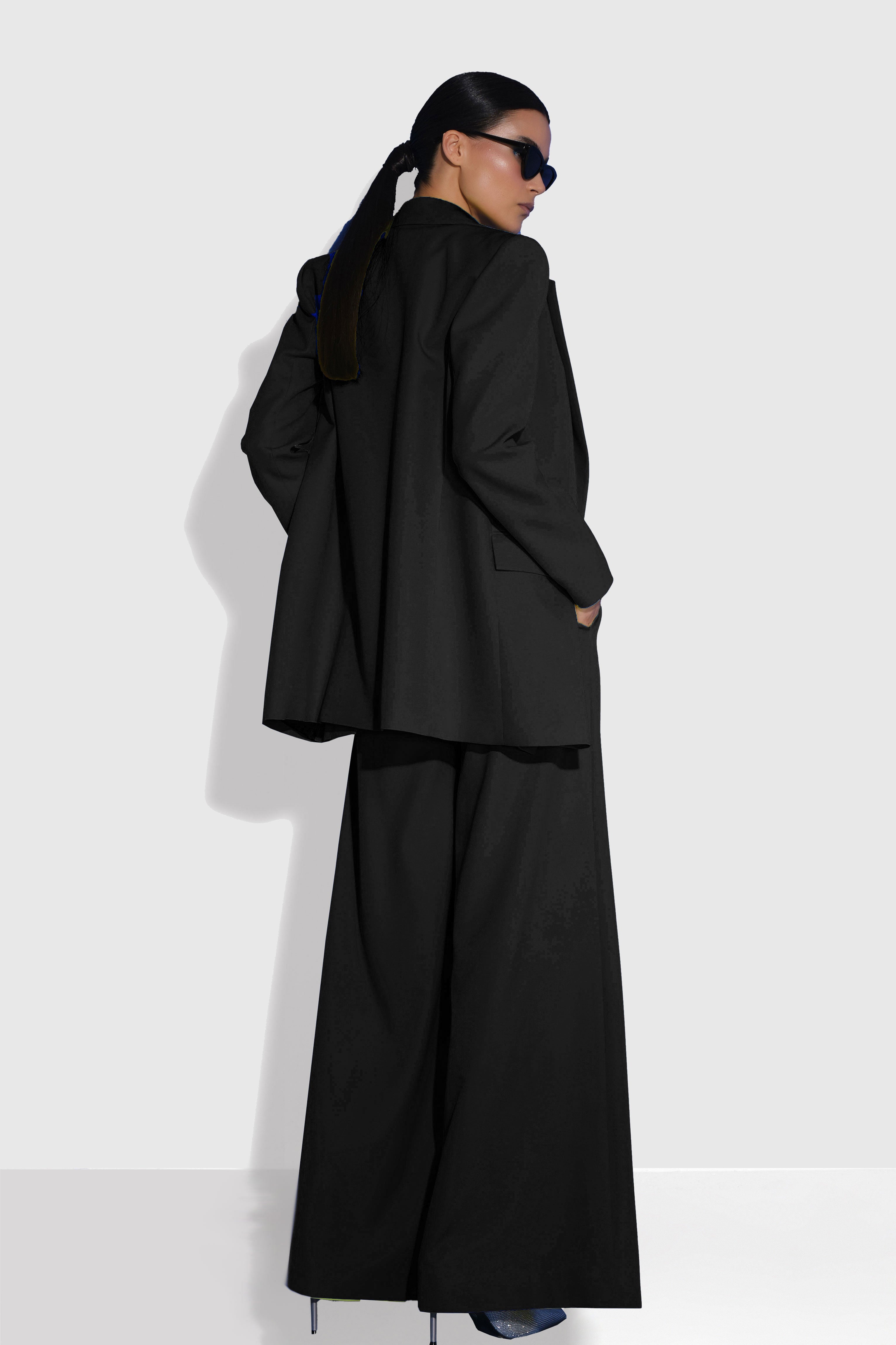 DELTA VEST & MIRA JACKET & CALVA TROUSERS SUIT